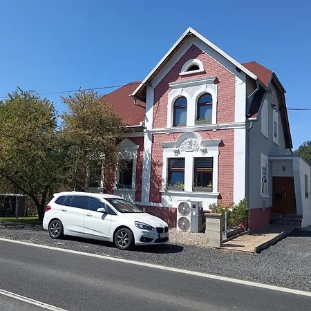 Sedma Apartment